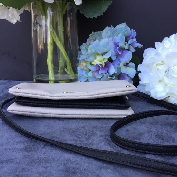 CLEARANCE‼️ Dana Buchman shoulder purse - Picture 6 of 7